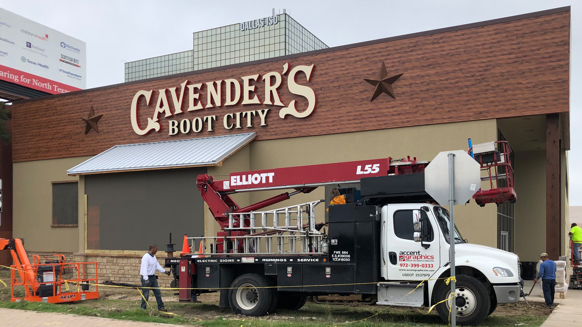 BootCity_ExteriorWallSigns